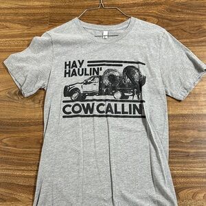 Hay Haulin' graphic t